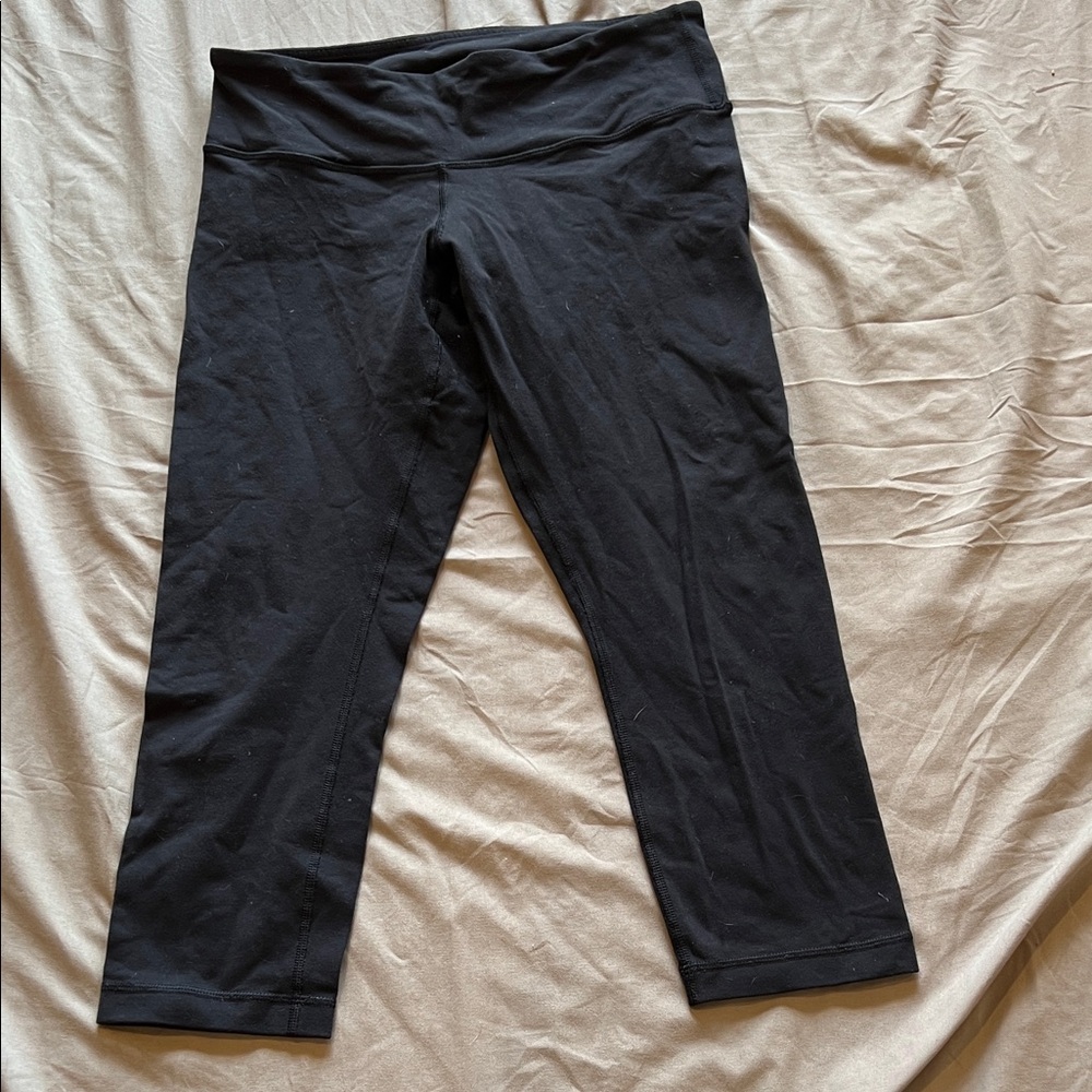 Lululemon Black Cropped Leggings